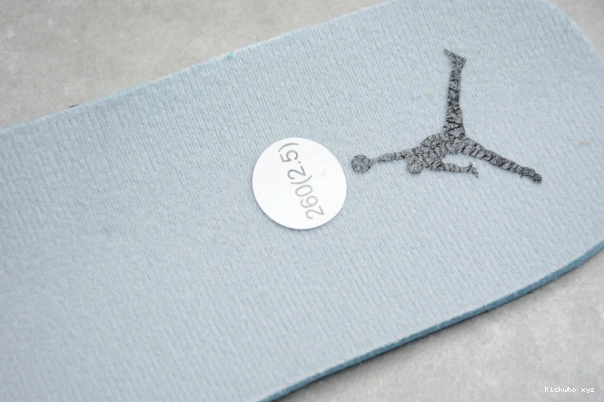 Mid 1 554724-092 Smoke Grey Jordan AIR Light 0602